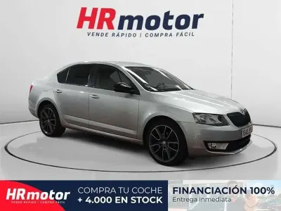 Usado Skoda Octavia Ambition 110 CV (80 kW) 2016 Gris Familiar