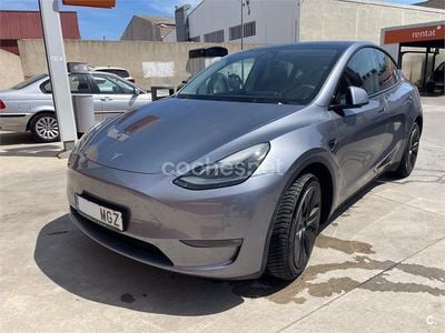 Usado Tesla Model Y 273 kW (372 HP) 2023 Eléctrico SUV