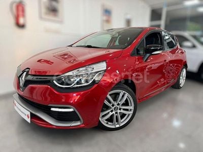 Usado Renault Clio IV 200 CV (147 kW) 2014 Granate Berlina