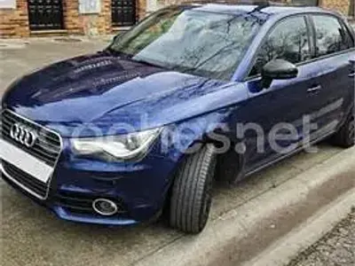 Usado Audi A1 Sportback Ambition 86 CV (63 kW) 2013 Azul Utilitario