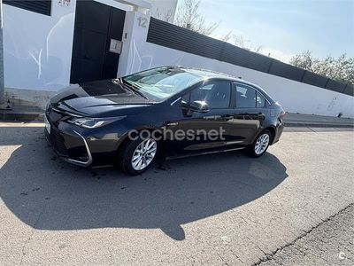 Usado Toyota Corolla Active 122 CV (89 kW) 2021 Negro Berlina