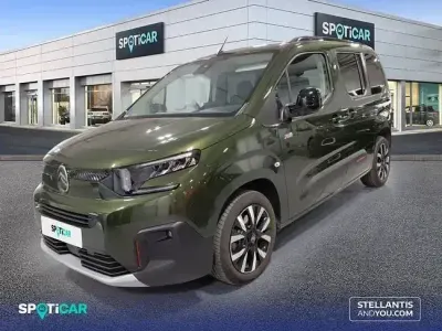Usado Citroën e-Berlingo 100 kW (136 CV) 2025 Verde Monovolumen