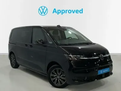 Käytetty VW Multivan Life 150 HP (110 kW) 2025 Musta Tila-auto