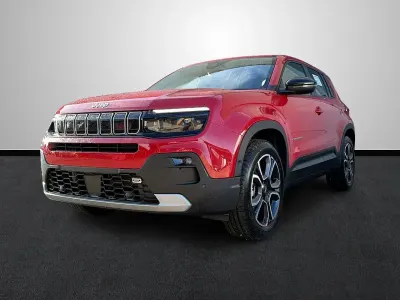 Usado Jeep Avenger Summit 100 CV (73 kW) 2024 Rojo SUV