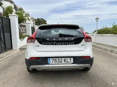 Usado Volvo V40 CC 150 CV (110 kW) 2014 Blanco Familiar