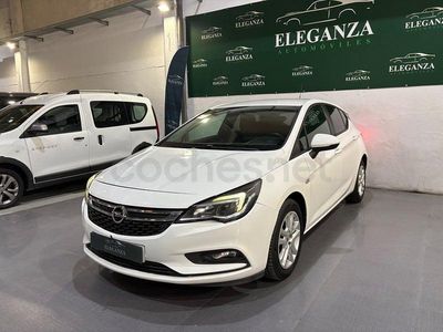 Usado Opel Astra Selective 110 CV (80 kW) 2016 Blanco Berlina