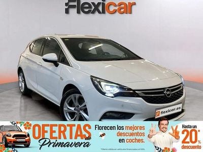 Usado Opel Astra Excellence 136 CV (100 kW) 2016 Blanco