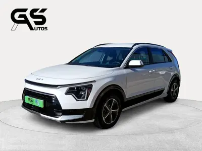 Usado Kia Niro 129 CV (94 kW) 2025 Blanco SUV