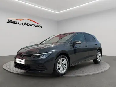 Usado VW Golf VIII Life 115 CV (84 kW) 2021 Negro Berlina