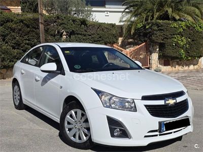 Usado Chevrolet Cruze LT 124 CV (91 kW) 2012 Blanco Berlina