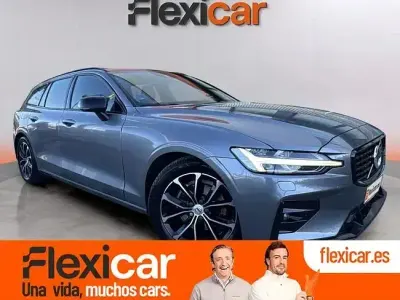 Usado Volvo V60 Momentum 197 CV (144 kW) 2021 Gris Familiar