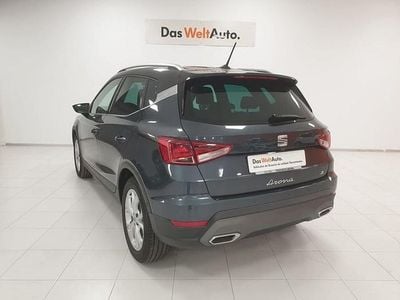 Usado Seat Arona FR 110 CV (80 kW) 2022 Gris SUV