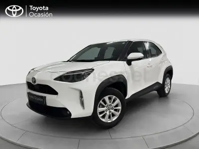 Usado Toyota Yaris Cross Business Edition 116 CV (85 kW) 2022 Blanco SUV