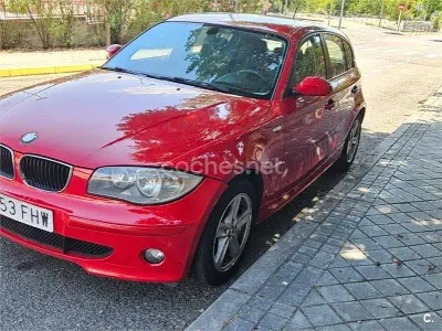 Usado BMW 118 122 CV (89 kW) 2006 Rojo Utilitario
