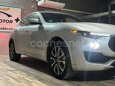 Gris Usado 2017 Maserati Levante SUV | 33.999 € (Precio justo)