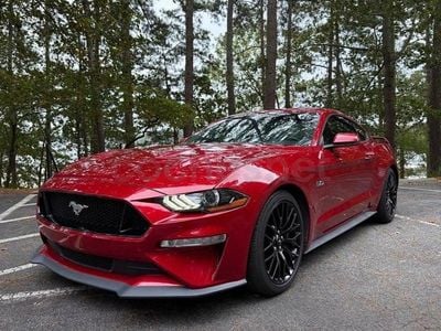 Usado Ford Mustang GT 450 CV (330 kW) 2020 Granate Coupe