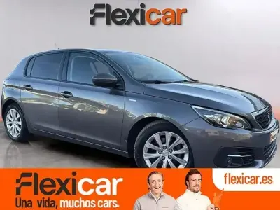 Usado Peugeot 308 Style 130 CV (95 kW) 2020 Gris