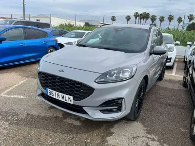 Usado Ford Kuga ST-Line X 190 CV (139 kW) 2023 Gris SUV