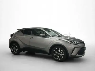 Usado Toyota C-HR Advance 122 CV (89 kW) 2021 Gris / plata SUV