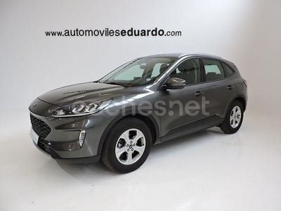 Gris / plata Usado 2021 Ford Kuga Trend SUV | 22.500 € (Un poco caro)