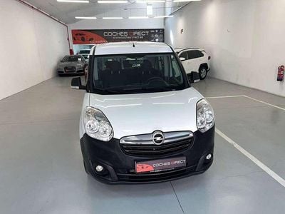Usado Opel Combo Selective 94 CV (69 kW) 2017 Blanco Monovolumen