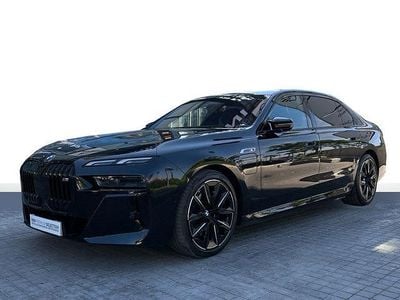 Usado BMW M760e Comfort Edition 571 HP (419 kW) 2023 Preto Sedan
