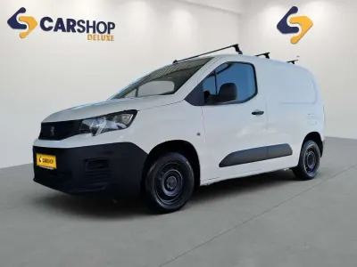 Usado Peugeot Partner 73 CV (53 kW) 2020 Blanco Monovolumen