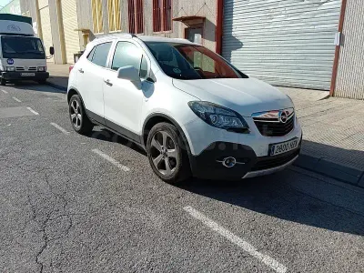 Usado Opel Mokka Excellence 136 CV (100 kW) 2014 Blanco SUV