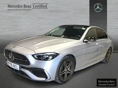 Usado Mercedes C300e 313 CV (230 kW) 2025 Gris Berlina
