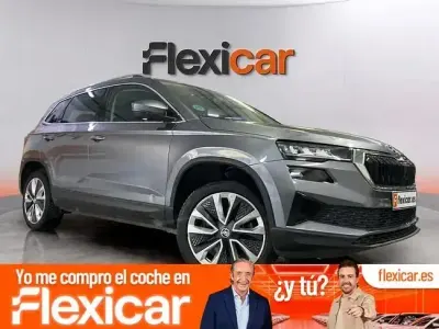 Usado Skoda Karoq 150 CV (110 kW) 2024 Gris SUV