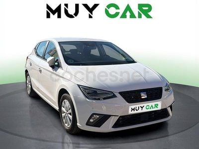 Usado Seat Ibiza Style 110 CV (80 kW) 2022 Blanco Utilitario
