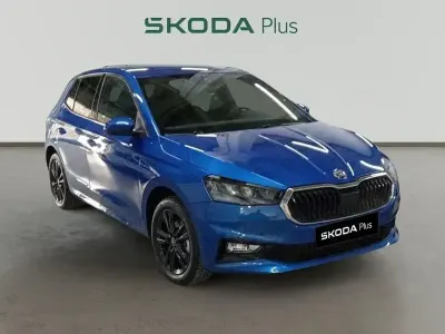 Usado Skoda Fabia Selection 115 CV (84 kW) 2025 Azul Utilitario
