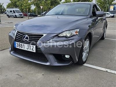 Lexus IS300h