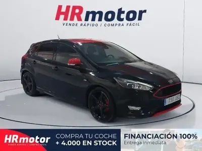 Usado Ford Focus Sport 125 CV (91 kW) 2016 Negro Berlina