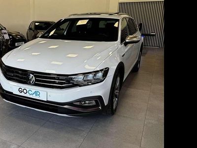 Usado VW Passat Alltrack 200 CV (147 kW) 2022 Blanco Familiar
