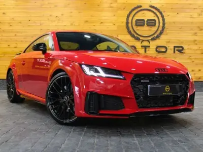 Usado Audi TT S-Line 245 CV (180 kW) 2024 Rojo Coupe