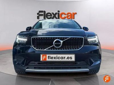 Begagnad Volvo XC40 Momentum 150 HK (110 kW) 2020 Svart SUV