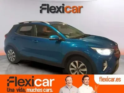 Usado Kia Stonic 84 CV (61 kW) 2023 Azul SUV