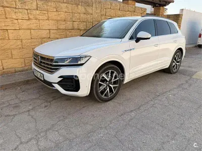Usado VW Touareg R-line 231 CV (169 kW) 2021 Blanco SUV