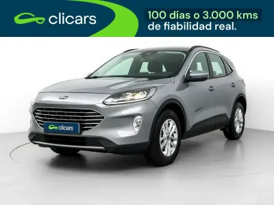 Usado Ford Kuga Titanium 191 CV (140 kW) 2022 Gris / plata SUV