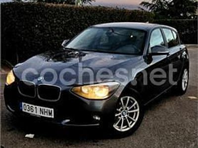 Gris / plata Usado 2013 BMW 116 Efficient Dynamics Utilitario | 7399 € (Precio justo)