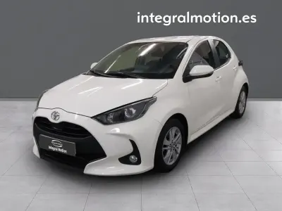 Brugt Toyota Yaris Hybrid Business Edition 115 HK (84 kW) 2022 Hvid