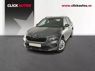 Gris / plata Usado 2025 Skoda Kamiq Selection SUV | 21.550 € (Precio justo)