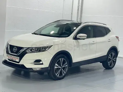 Usado Nissan Qashqai Tekna 140 CV (102 kW) 2018 Blanco SUV