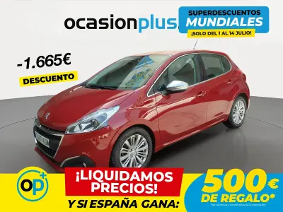 Usado Peugeot 208 Allure 100 CV (73 kW) 2017 Rojo Utilitario