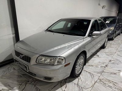 Gris / plata Usado 2006 Volvo S80 Kinetic Berlina | 4490 €