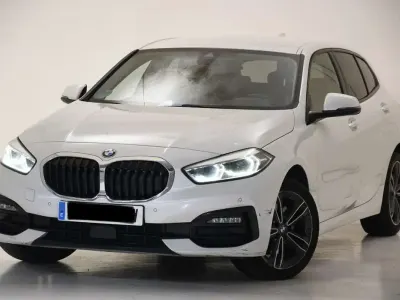 Usado BMW 116 Comfort Edition 116 CV (85 kW) 2021 Blanco Utilitario