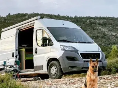 Usado Peugeot Boxer 130 CV (95 kW) 2015 Blanco Van