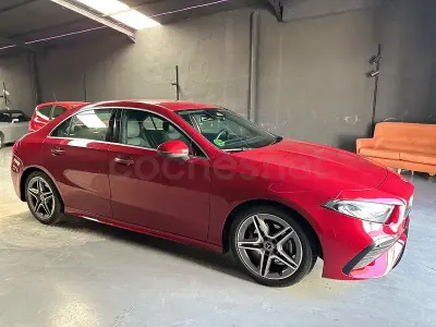 Usado Mercedes A180 116 CV (85 kW) 2025 Rojo Berlina