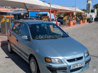 Usado Mitsubishi Space Star 82 CV (60 kW) 2004 Gris / plata Monovolumen